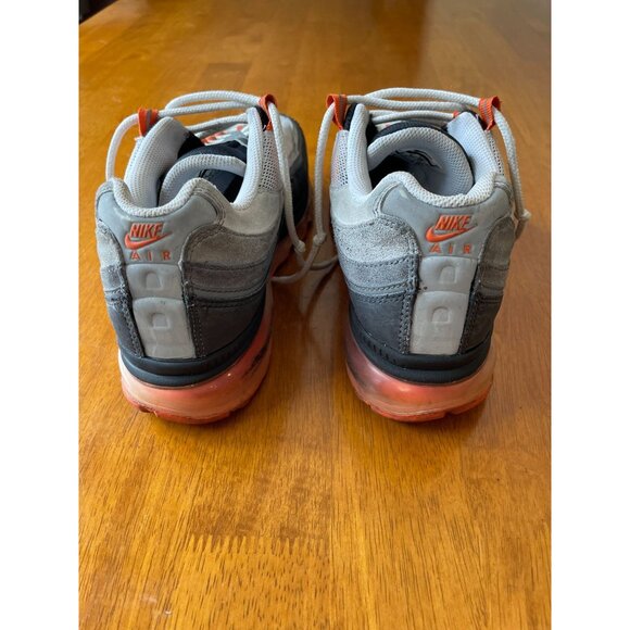 Nike Air Max Men's Sneakers Sz 6.5 Gray & Orange Vintage Vibes 2010 - Picture 2 of 16